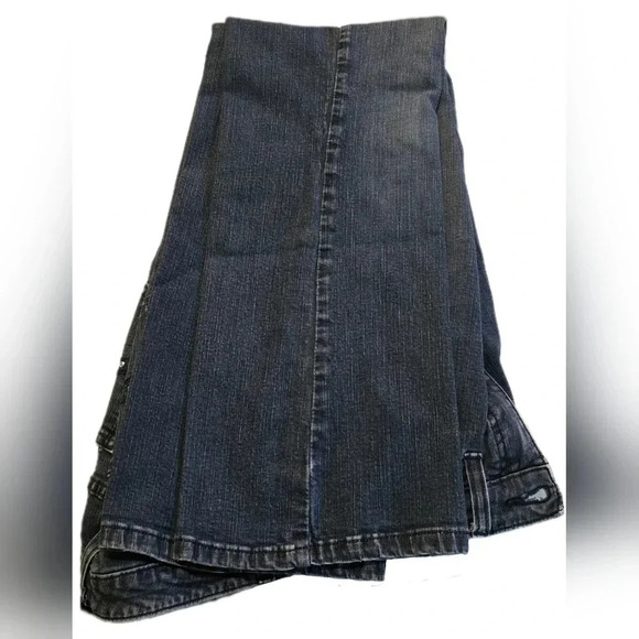 Lee, Size 10, Slender Secret Bootcut Denim - Picture 3 of 10